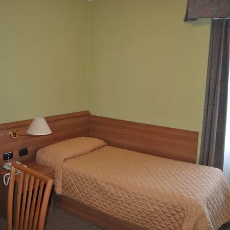 Hotel Premeno 3*