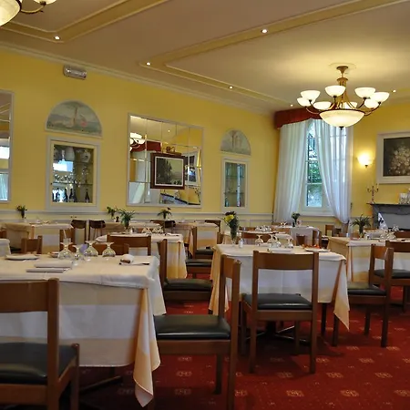 Szálloda Hotel Premeno Premeno