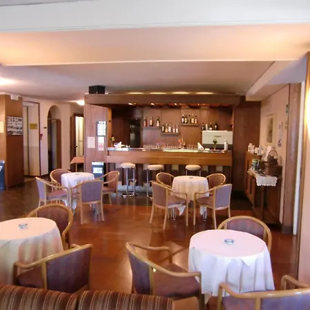 Szálloda Hotel Premeno 3*